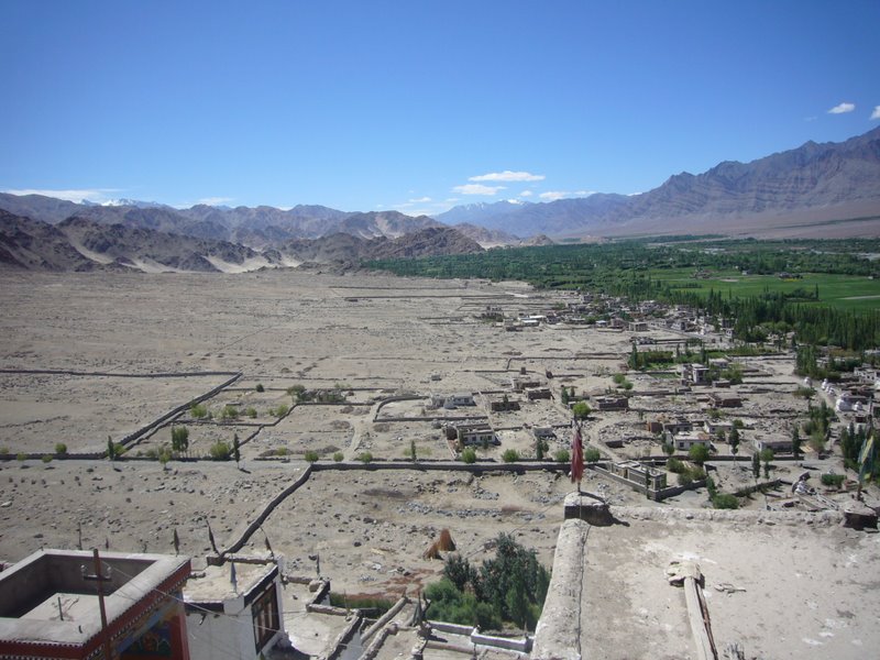 Leh valley and the Indus.